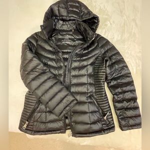 Calvin Klein women fitted down jacket.